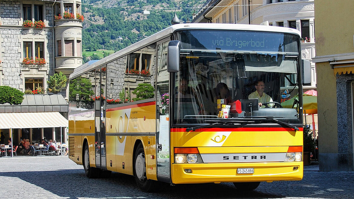City bus on duty City bus on duty | insights by LAMILUX